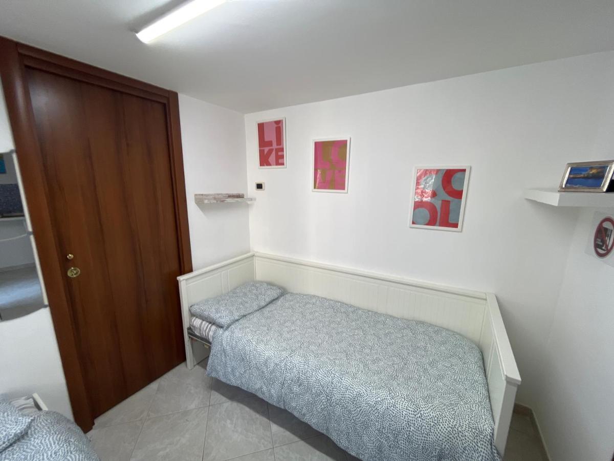 Regy Bed & Breakfast Napoli Dış mekan fotoğraf