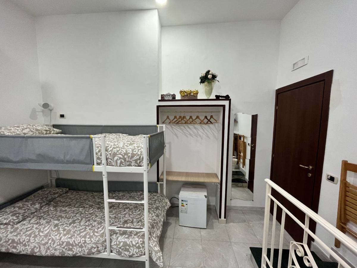 Regy Bed & Breakfast Napoli Dış mekan fotoğraf