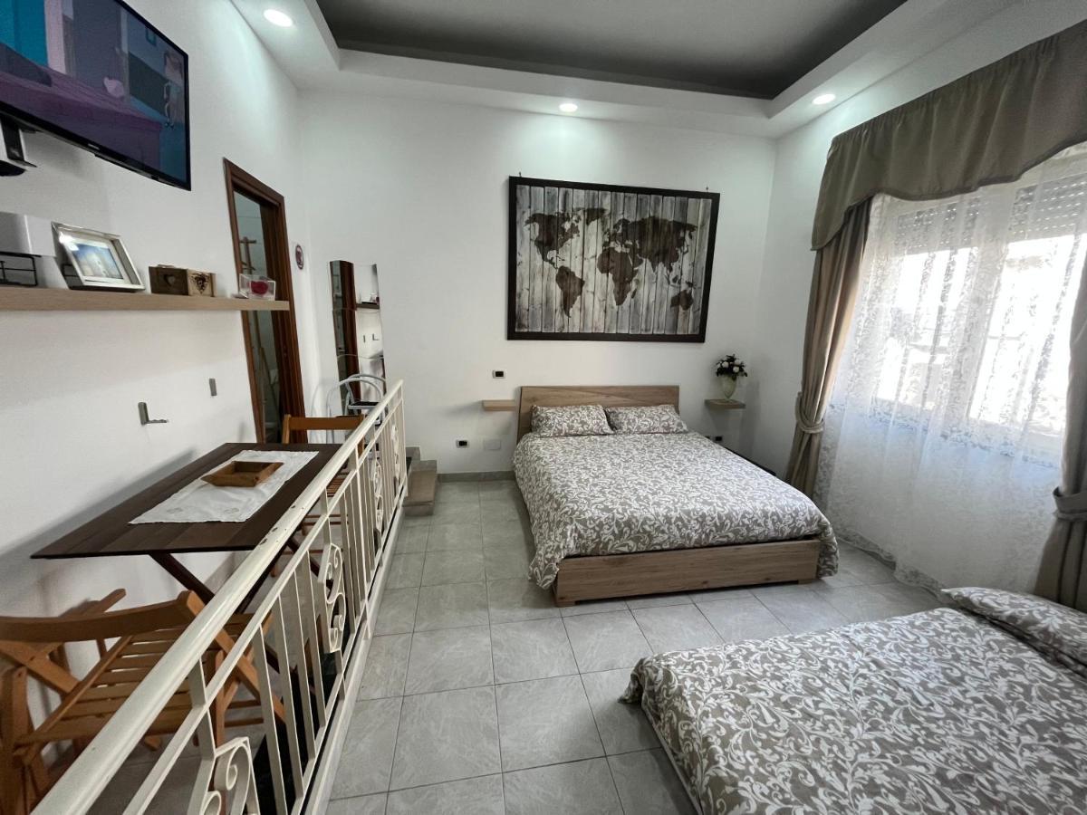 Regy Bed & Breakfast Napoli Dış mekan fotoğraf